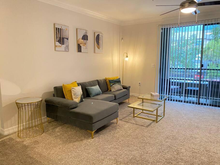 Your Warm Spacious Unit With Pool - Medical Center Houston Ngoại thất bức ảnh