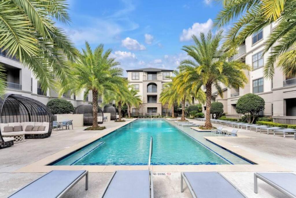 Your Warm Spacious Unit With Pool - Medical Center Houston Ngoại thất bức ảnh